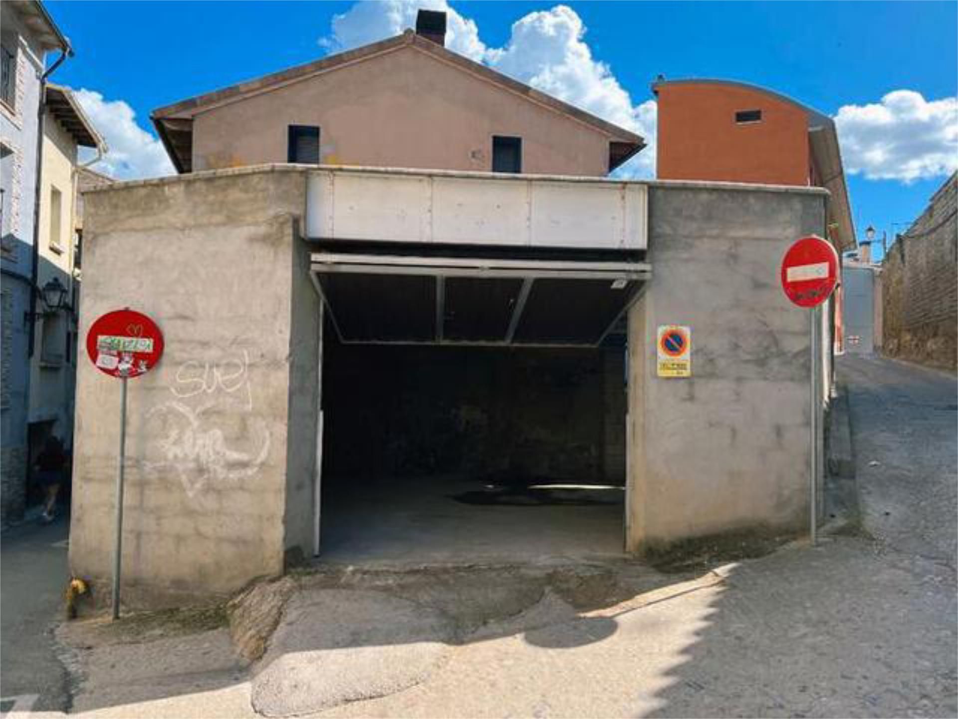 Parking de Local de alquiler en  Huesca Capital