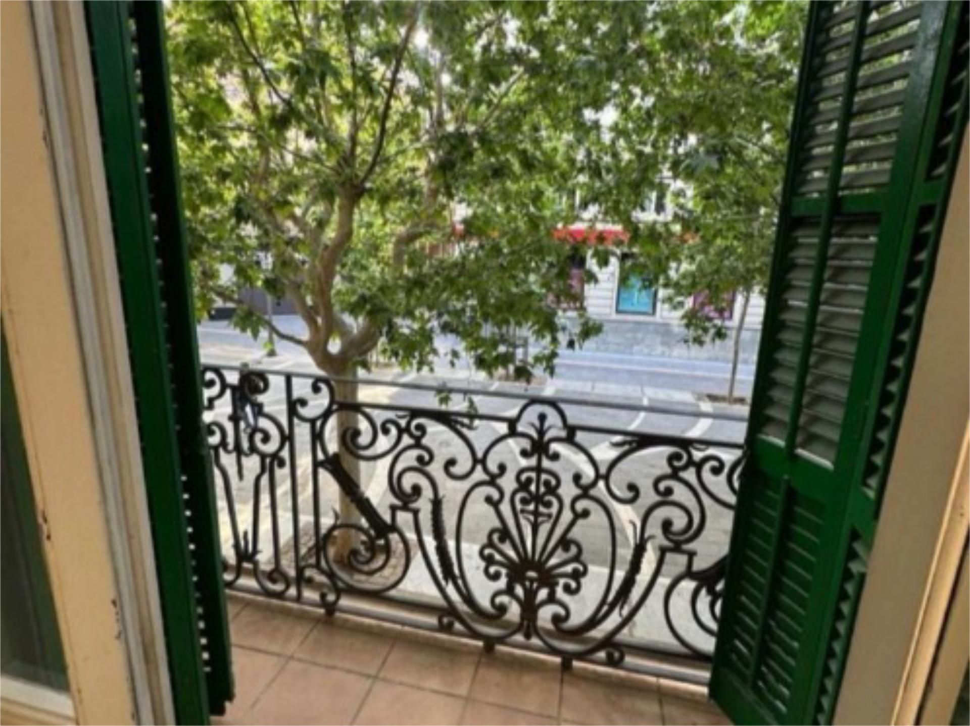 Pis de lloguer a Passeig de Pere III, 13, Centre - Passeig i Rodalies