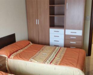 Bedroom of Flat to share in Gijón   with Heating and Furnished