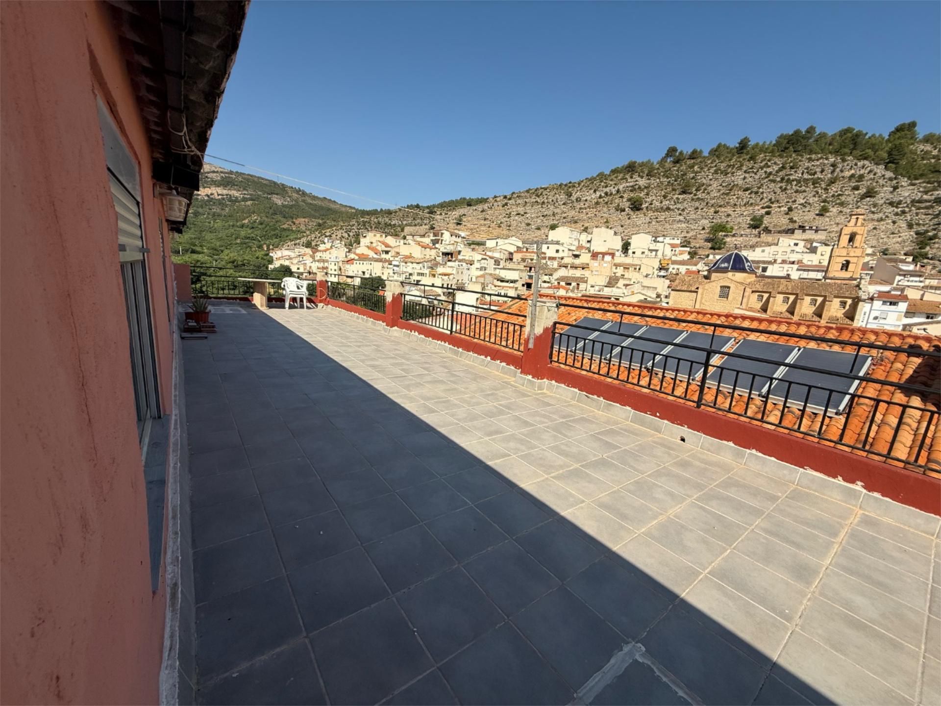 Terrace of Flat for sale in Cortes de Pallás  with Heating, Terrace and Storage room
