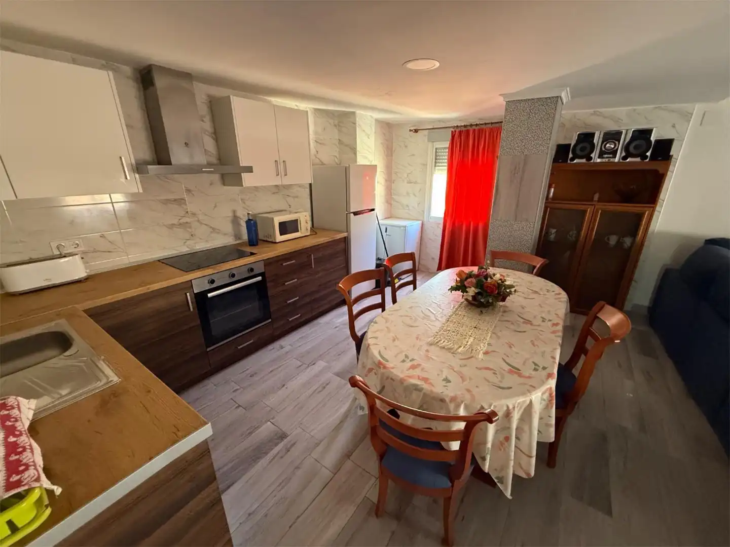 Kitchen of Flat for sale in Cortes de Pallás  with Terrace and Balcony