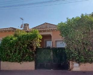 Exterior view of House or chalet for sale in Las Ventas de Retamosa  with Heating, Private garden and Terrace