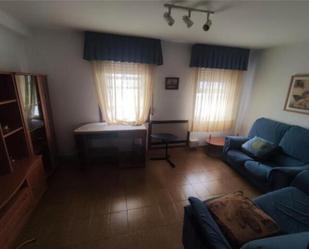 Living room of Flat to rent in Santiago de Compostela   with Heating and Furnished
