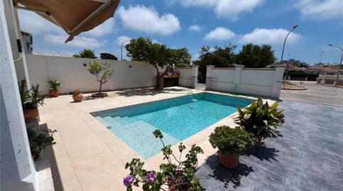 Casa adosada en venta en Caño Guerrero, Huelva - imagen 2 Foto 2 de Casa adosada en venta en Caño Guerrero, Huelva