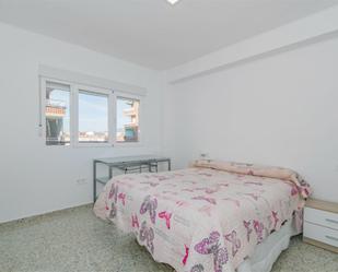 Bedroom of Flat to rent in  Granada Capital  with Balcony
