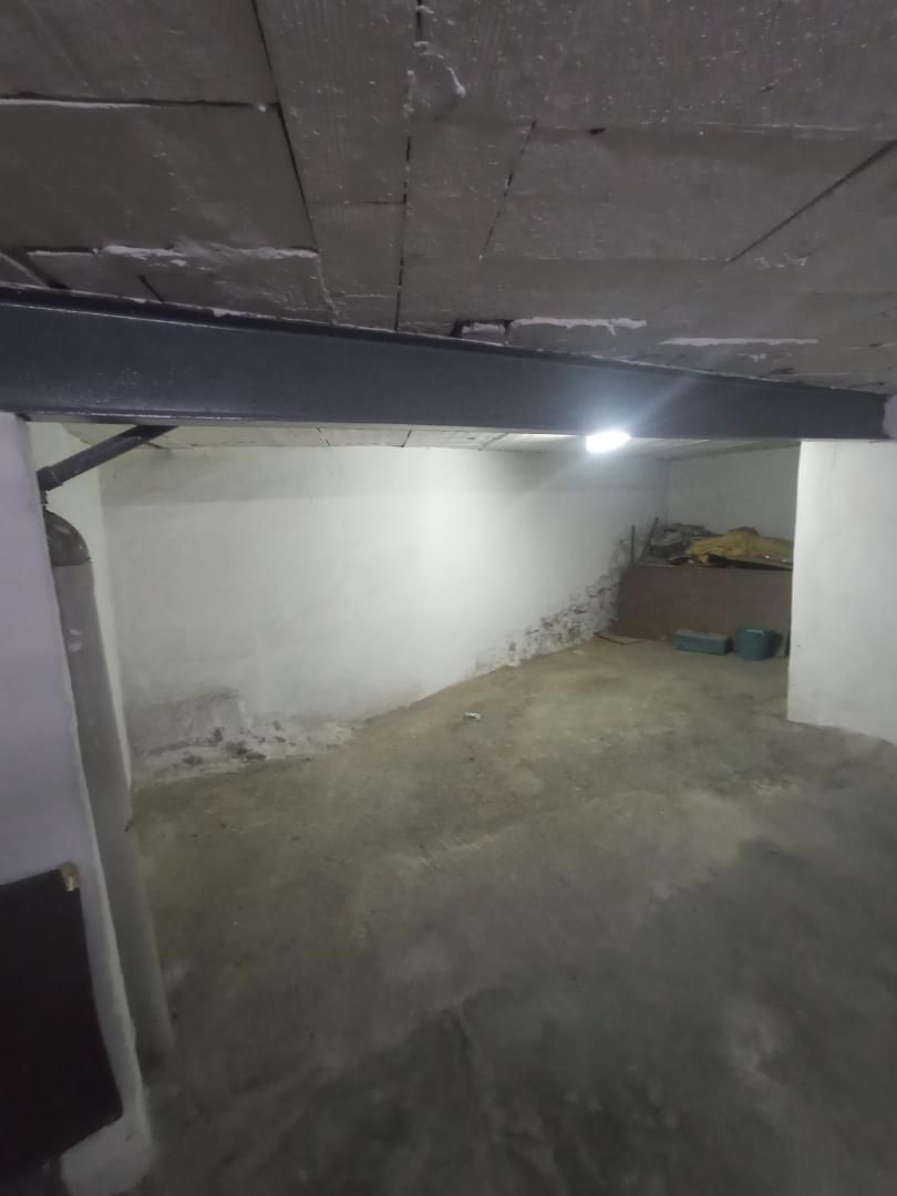 Garage to rent in  Toledo Capital