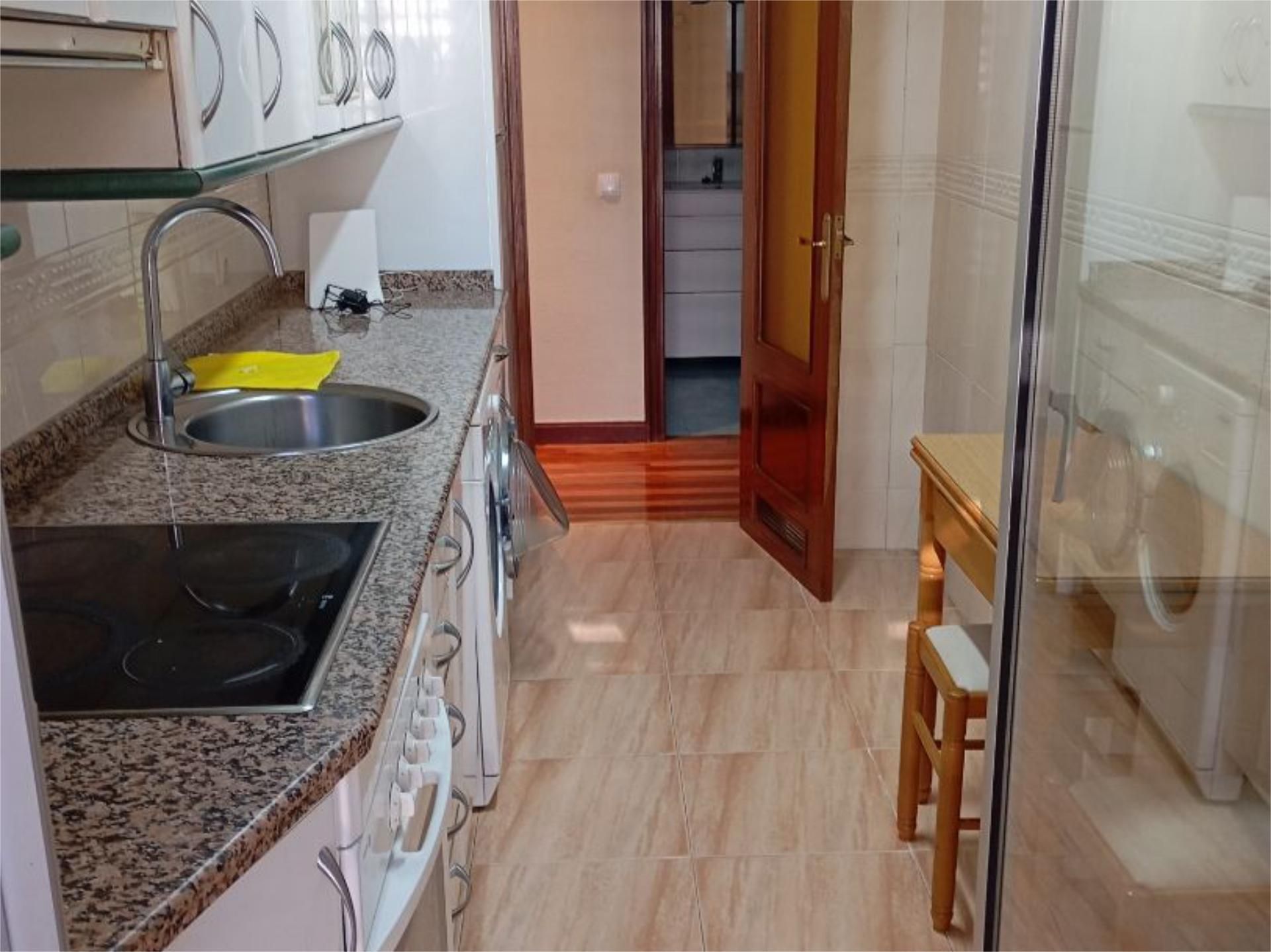 Kitchen of Flat to rent in Valladolid Capital  with Air Conditioner, Heating and Parquet flooring