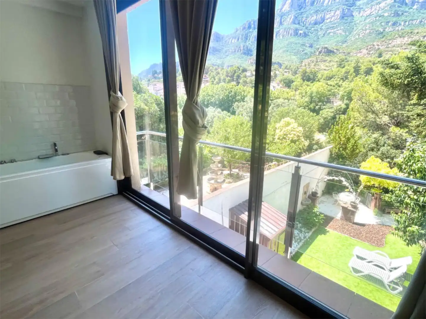 Wohnung zum Verkauf in Carrer del Pla, 28, Monistrol de Montserrat Schlafzimmer von Wohnung zum Verkauf in Monistrol de Montserrat mit Klimaanlage, Privatgarten und Terrasse