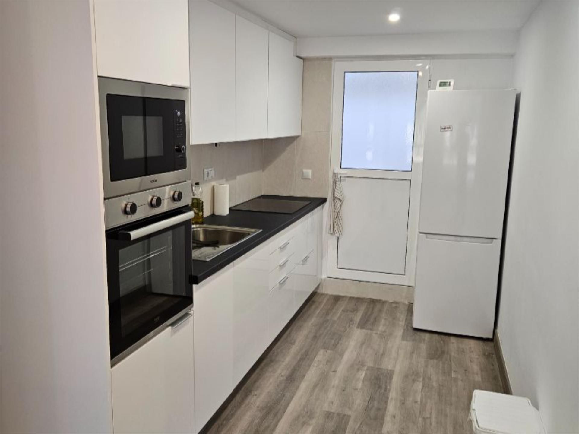Kitchen of Flat for sale in  Valencia Capital  with Air Conditioner