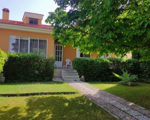 Jardí de Casa o xalet en venda en Dueñas amb Calefacció, Jardí privat i Parquet