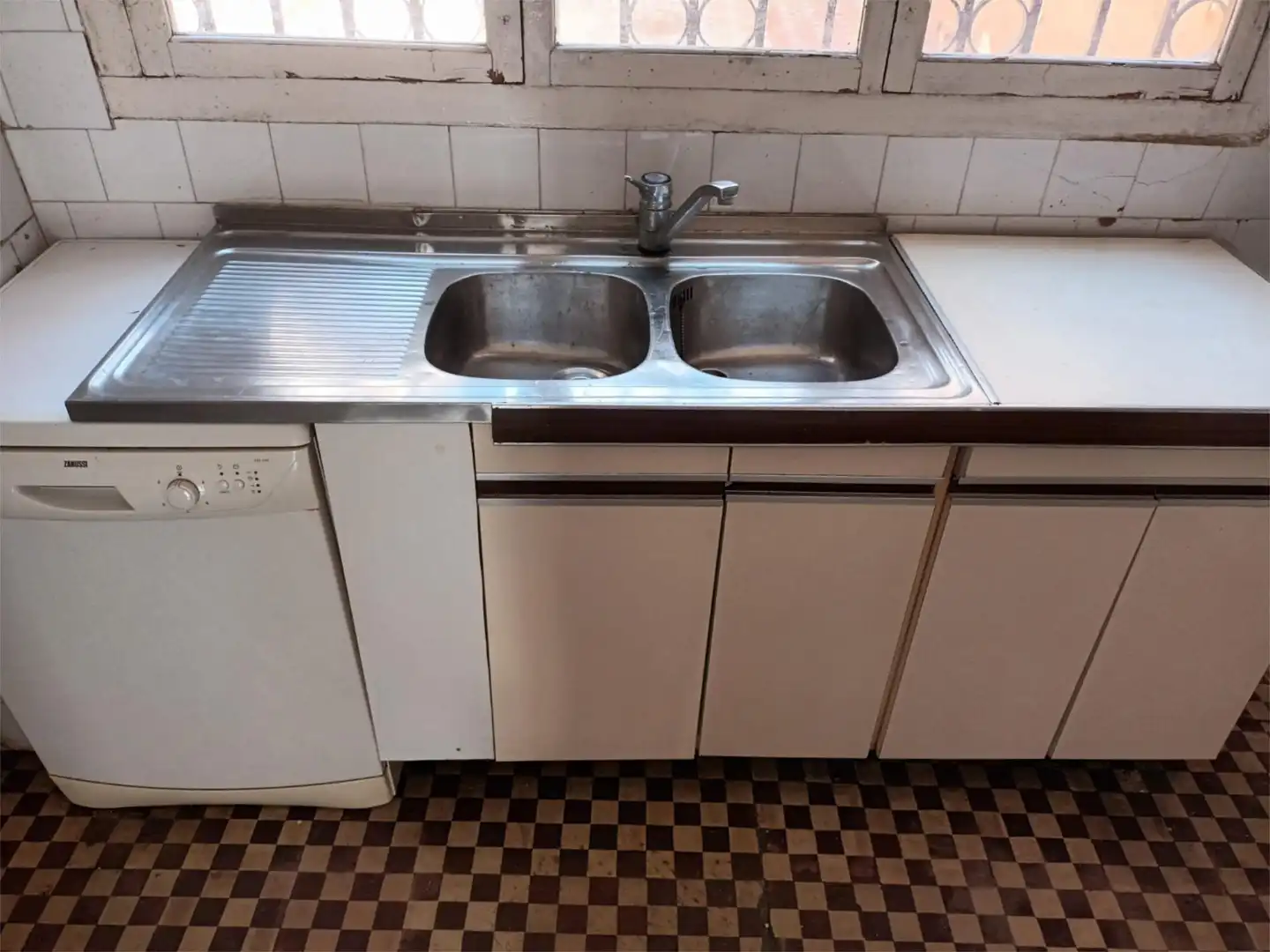 Piso en venta en Calle de Ramon y Cajal, 22, Monturque Cocina de Piso en venta en Monturque con Terraza, Trastero y Balcón