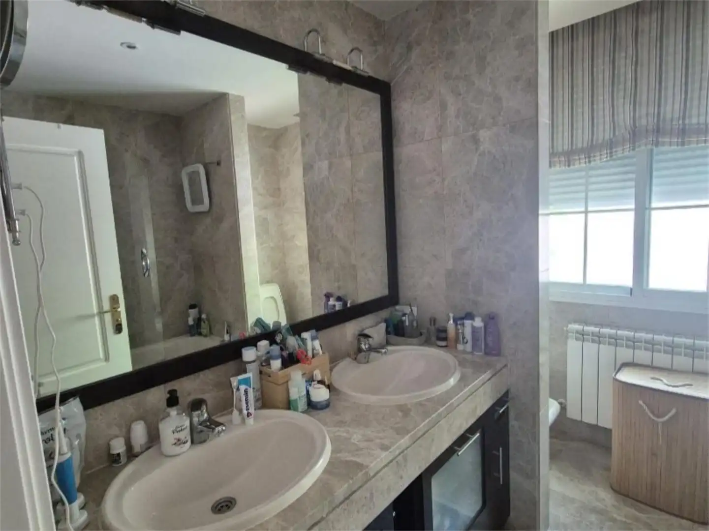 Casa o chalet de alquiler en Calle Isidoro de Sevilla, 14, Vega de la Moraleja Baño de Casa o chalet de alquiler en San Sebastián de los Reyes con Aire acondicionado, Calefacción y Terraza