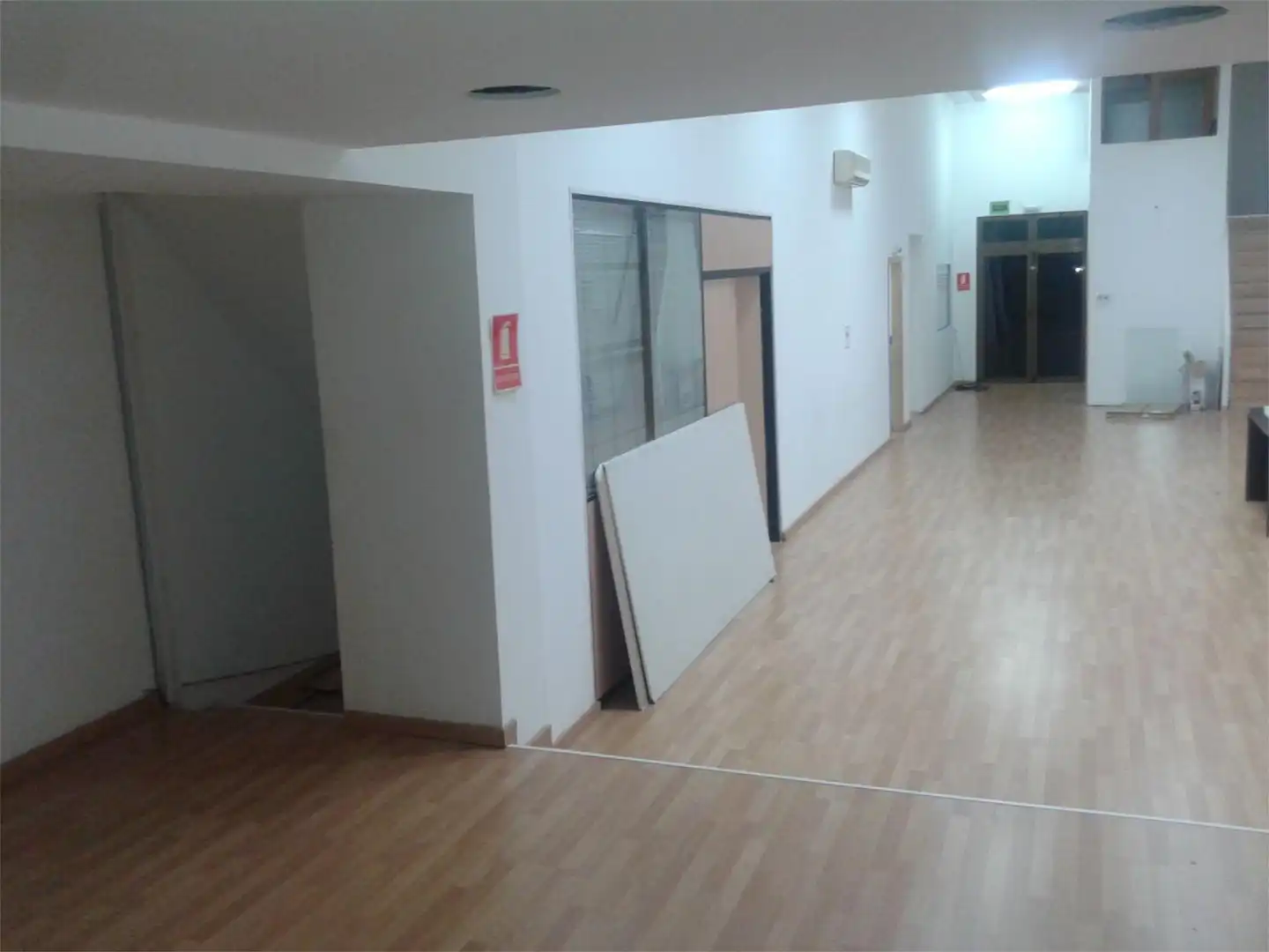 Local en venta en Málaga con Parquet