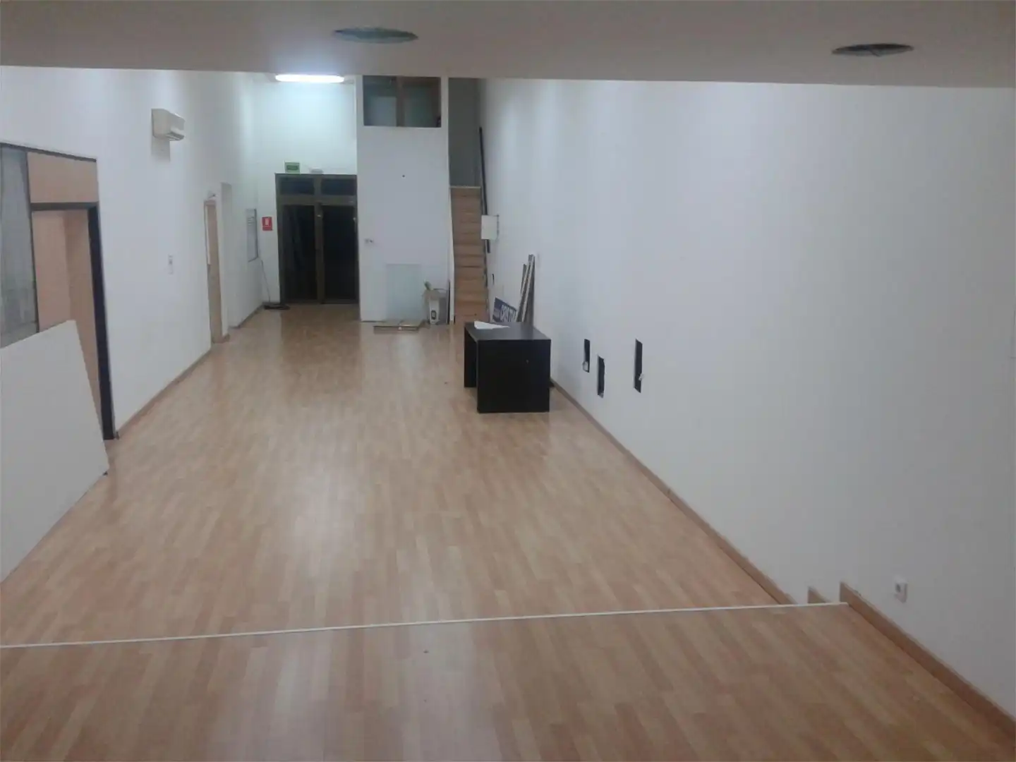 Local en venta en Málaga con Parquet