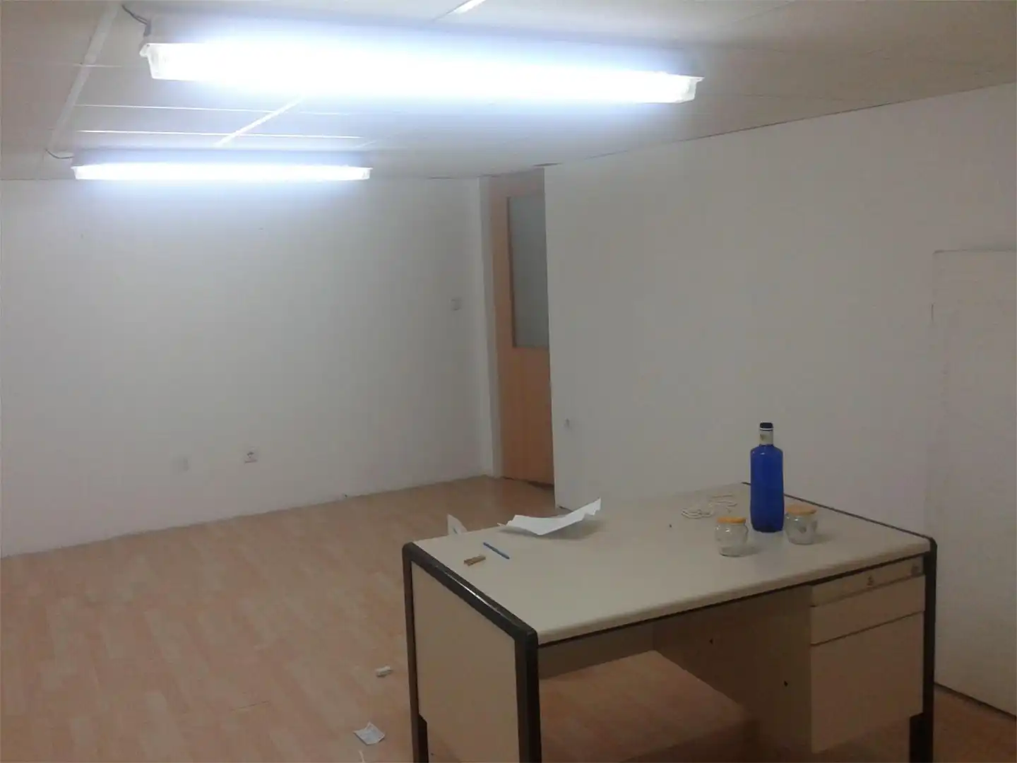 Local en venta en Málaga con Parquet