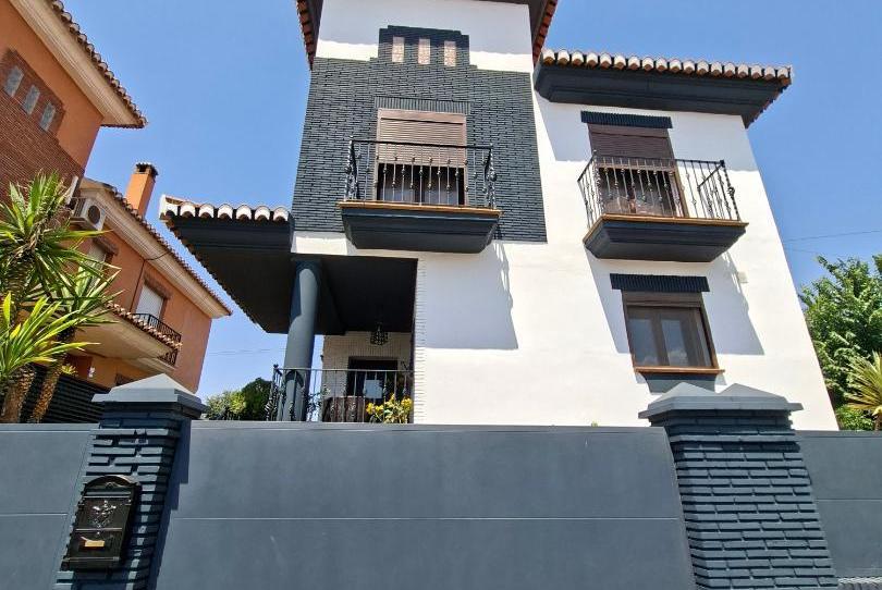 Casa o xalet en venda a Avenida del Genil, 2, Purchil, Granada - imatge 1 Foto 1 de Casa o xalet en venda a Avenida del Genil, 2, Purchil, Granada