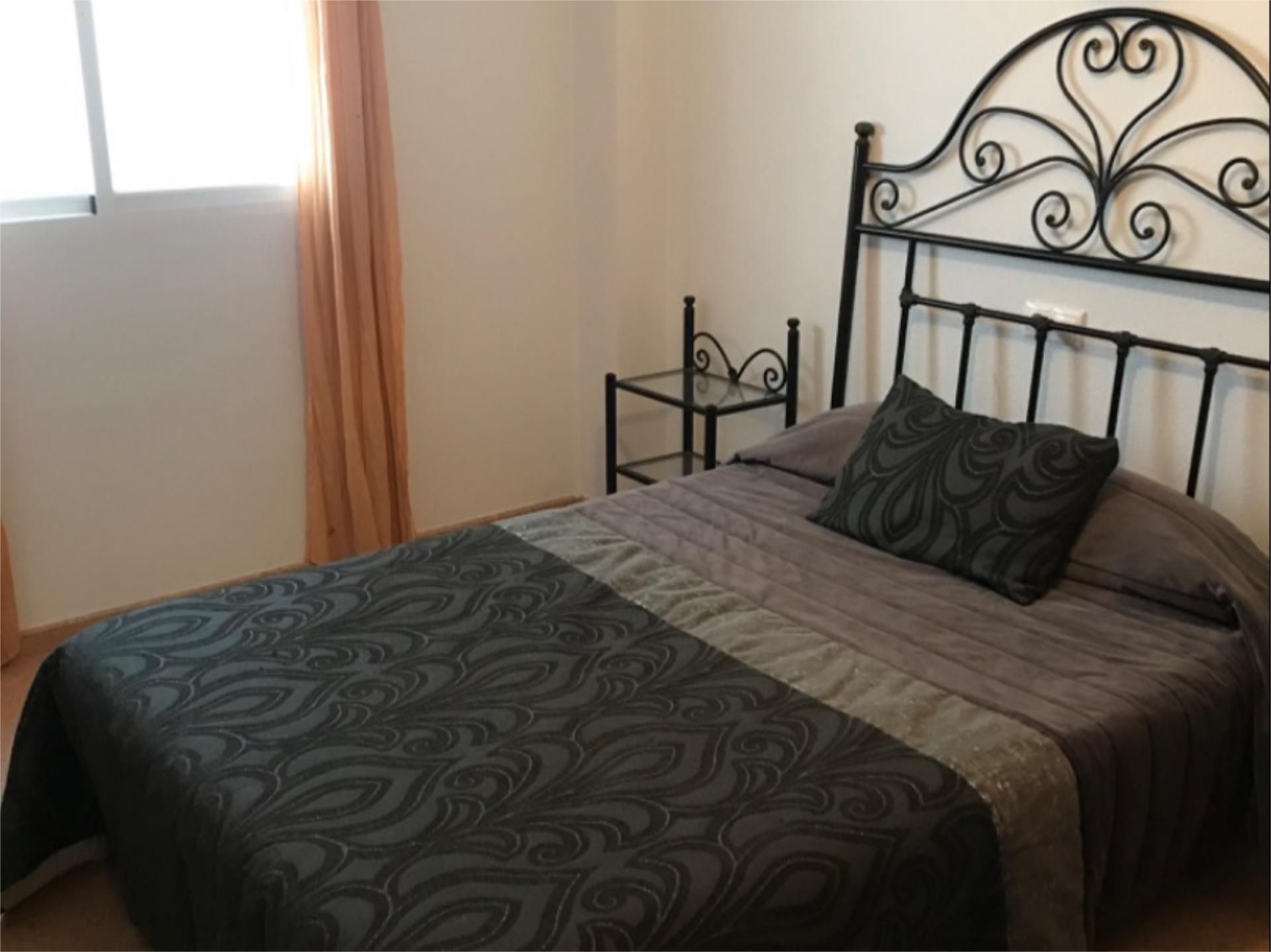 Bedroom of Flat for sale in Elche / Elx  with Air Conditioner, Heating and Furnished