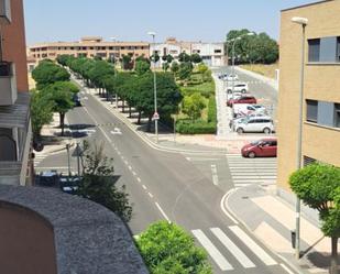 Exterior view of Flat for sale in Salamanca Capital  with Terrace and Balcony