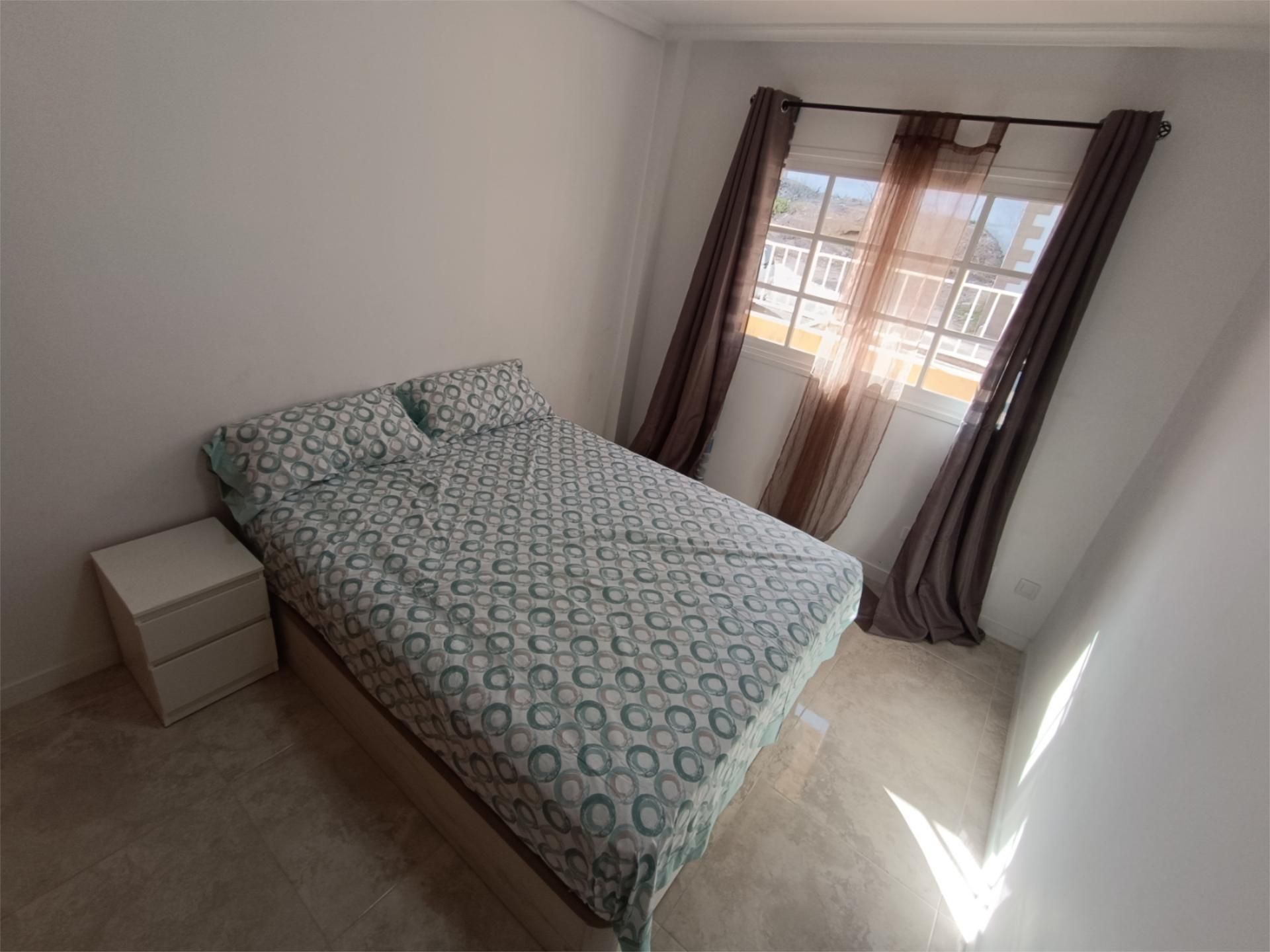 Bedroom of Flat to share in Granadilla de Abona  with Furnished, Oven and Washing machine