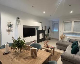 Living room of Duplex for sale in Arroyo de San Serván  with Air Conditioner, Heating and Furnished