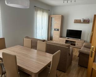 Sala d'estar de Pis en venda en Segovia Capital amb Balcó