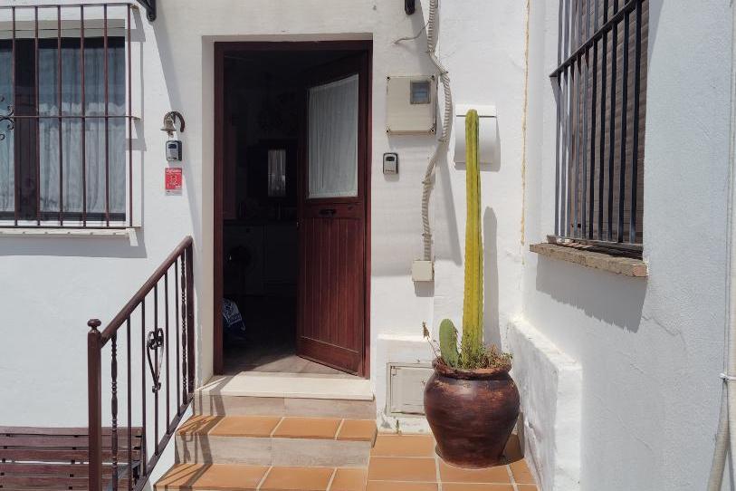 Planta baixa en venda a Calle Doctor Pérez Meléndez, 4, Facinas, Cádiz - imatge 1 Foto 1 de Planta baixa en venda a Calle Doctor Pérez Meléndez, 4, Facinas, Cádiz