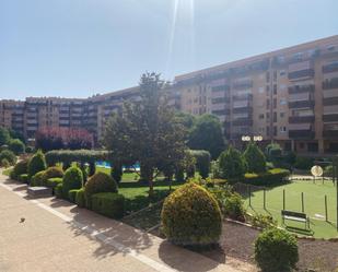 Vista exterior de Pis en venda en Arganda del Rey amb Aire condicionat, Calefacció i Jardí privat