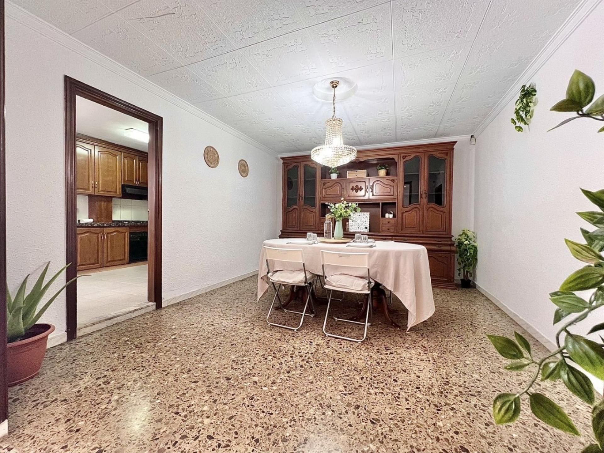 Single-family semi-detached to share in Carrer de Gandia, 27, La Maurina