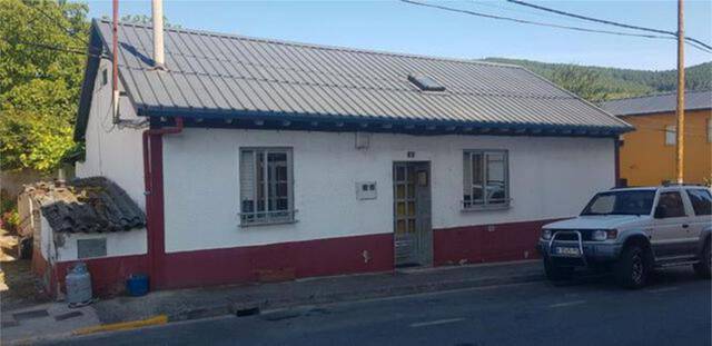 Casa-chalet en Venta en Fabero