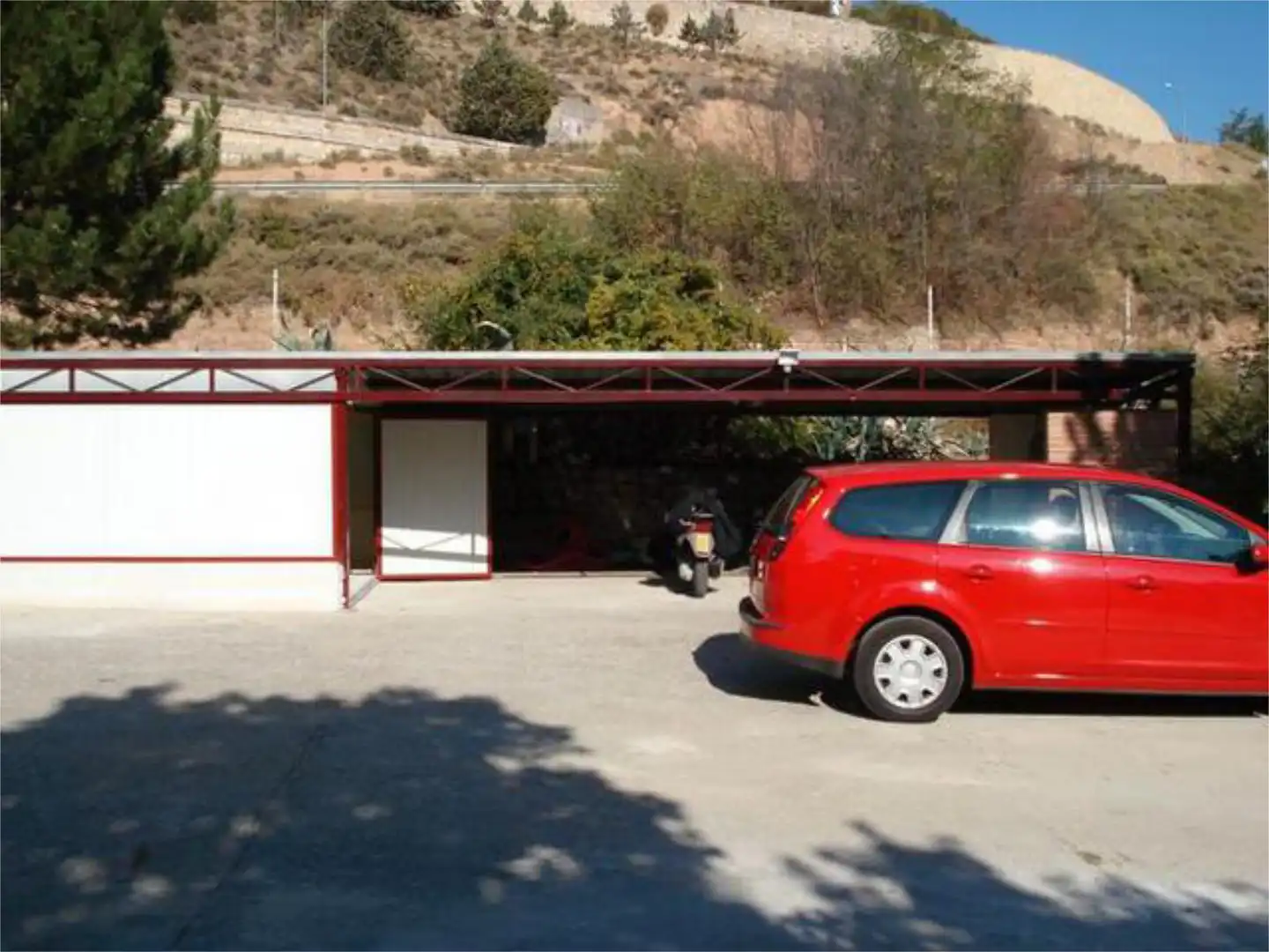Casa adosada en venda a Roa Aparcament de Casa adosada en venda en Roa amb Calefacció, Jardí privat i Terrassa