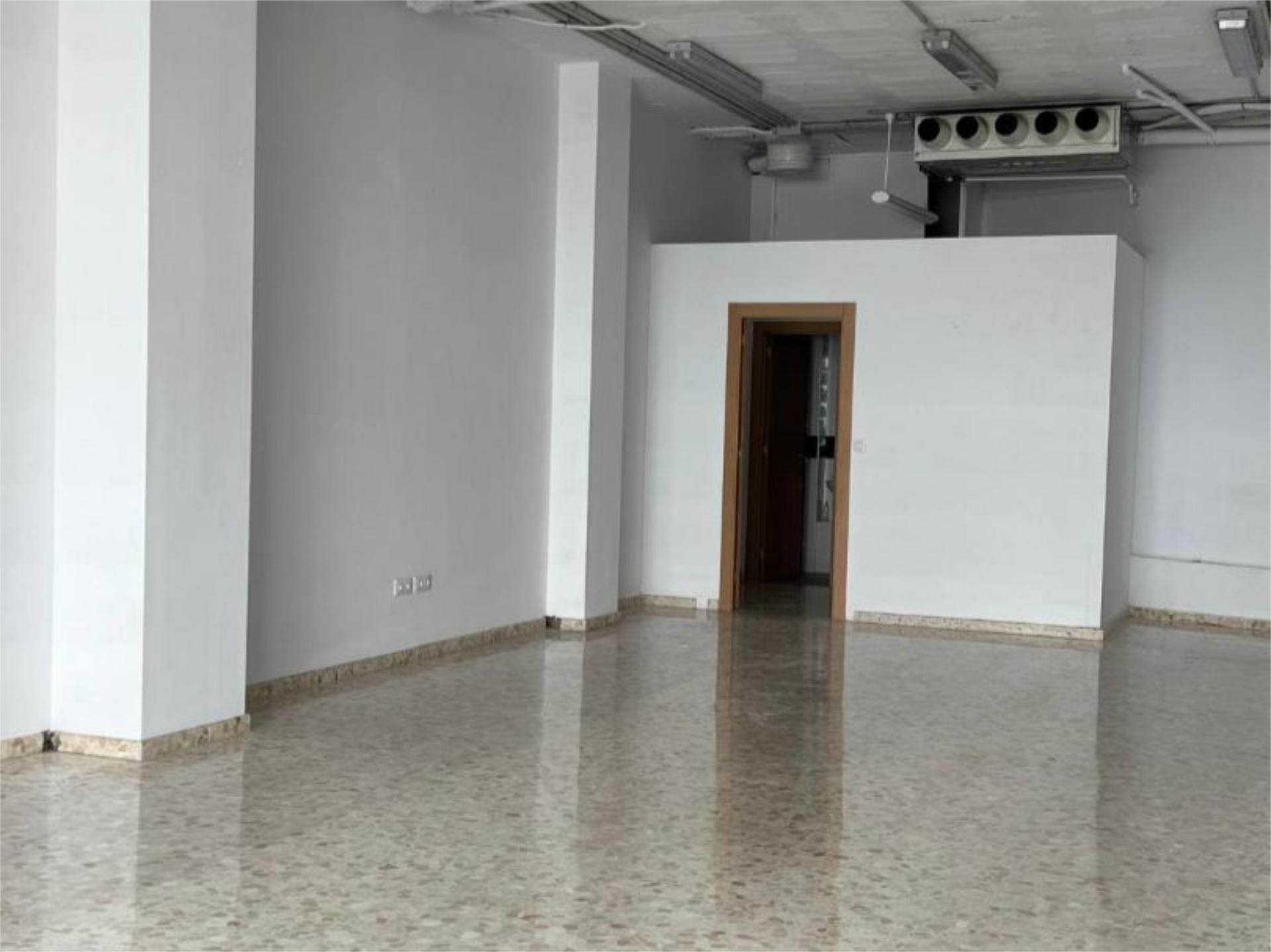Premises to rent in  Sevilla Capital  with Air Conditioner and Heating