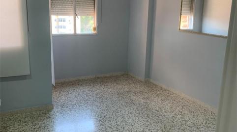 Foto 4 de Piso en venta en Rotonda de la Era, 2, Santa Eufemia, Sevilla