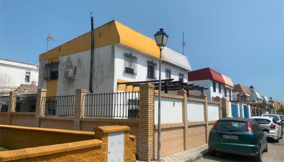 Casa adosada en venda a Ramal de Espartinas, Sevilla - imatge 1 Foto 1 de Casa adosada en venda a Ramal de Espartinas, Sevilla
