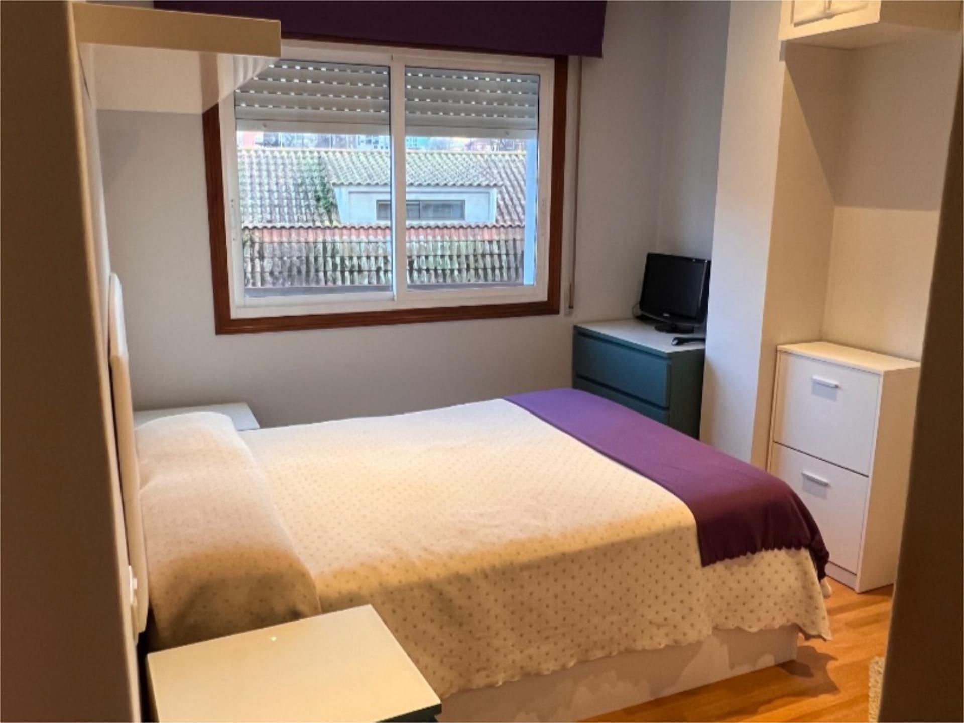 Bedroom of Flat to rent in Vigo 
