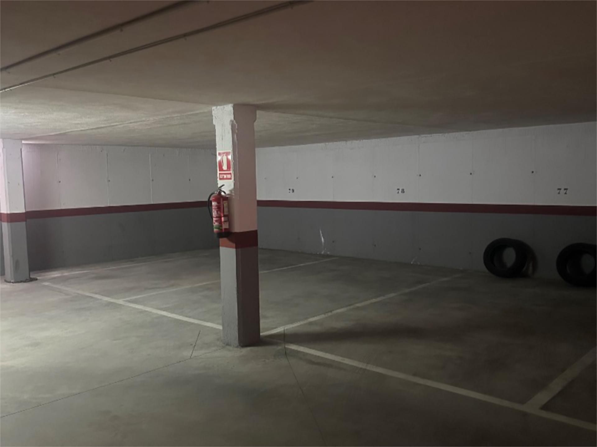 Parking of Garage to rent in Ávila Capital