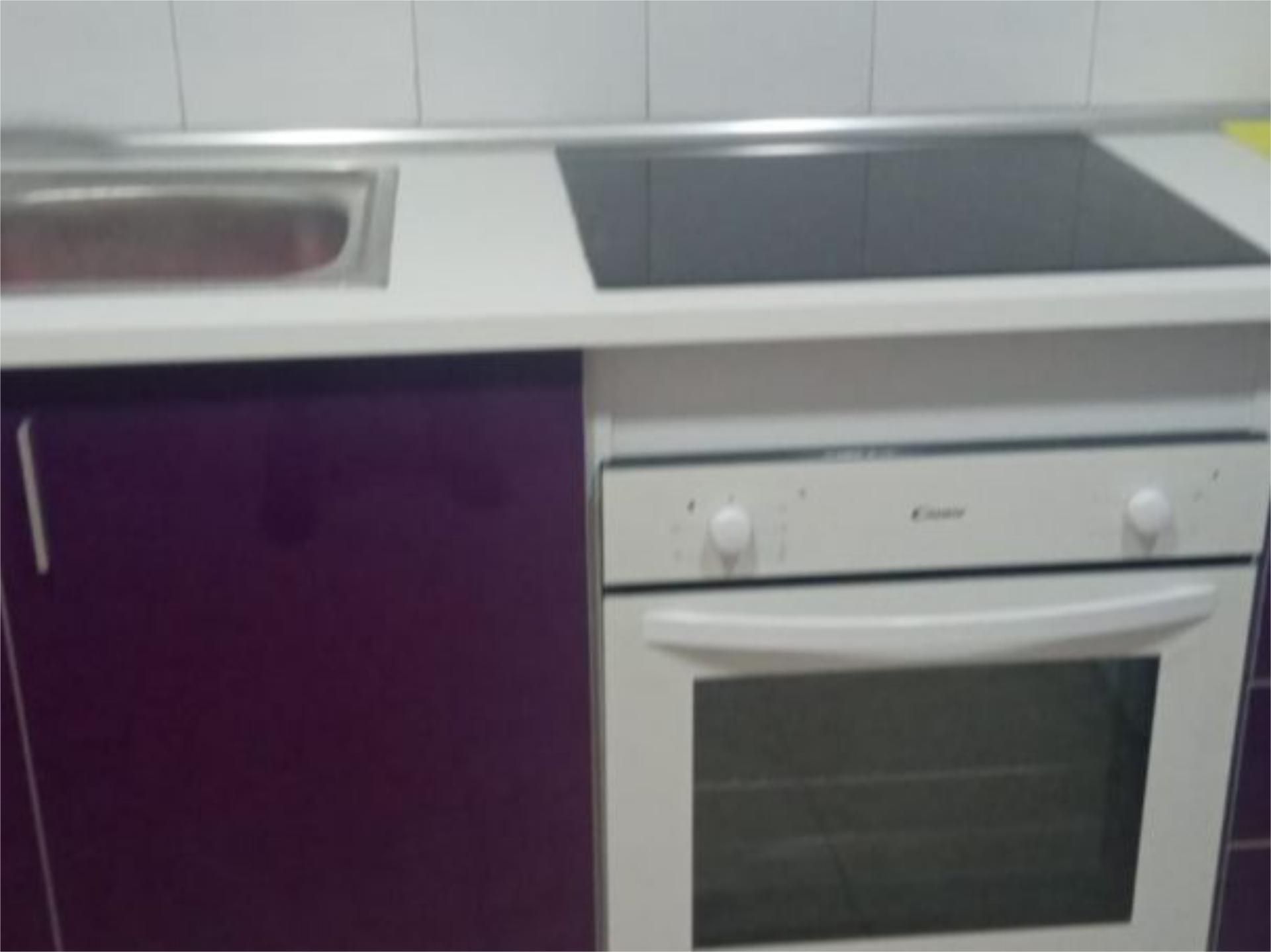 Cuina de Pis de lloguer en Alcantarilla amb Traster, Moblat i Balcó
