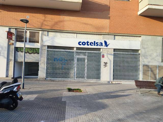 Local comercial en Alquiler en Passeig del Vint-i-dos de Juliol, 881 en Les Arenes - La Grípia  Can Montllor