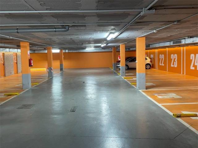 Garaje en Alquiler en Carrer San Francisco de Sales, 12 en L'Olivera