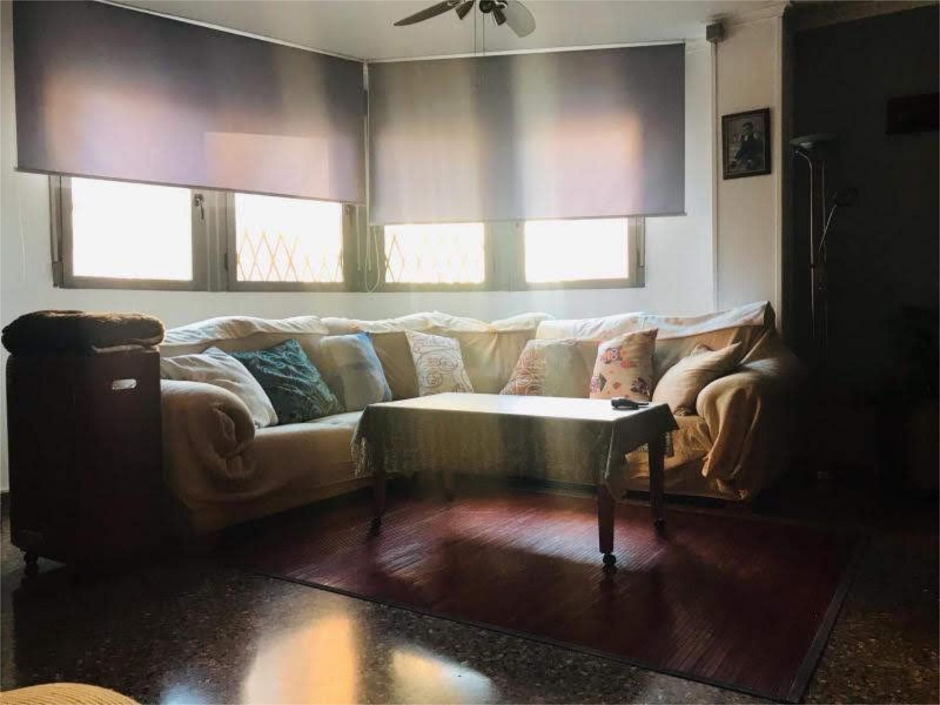 Living room of Flat for sale in Vila-real  with Air Conditioner