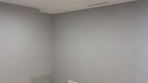 Photo 5 of Premises to rent in Carrer de la Conca de Tremp, 3, El Carmel, Barcelona