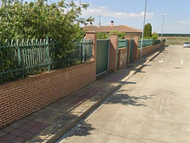 Terreno en Venta en Urbanización el Tiento, 25A en Grijota