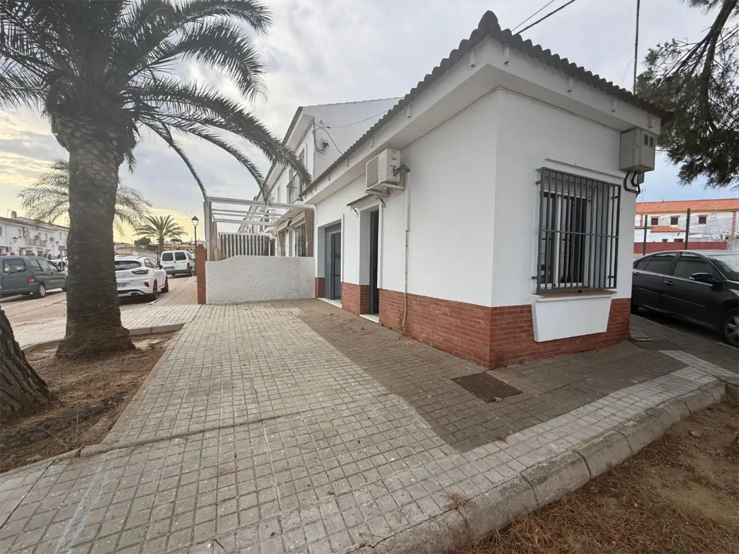 Commercial properties for sale in Avenida Villanueva de las Cruces, 2, Calañas Exterior view of Commercial properties for sale in Calañas