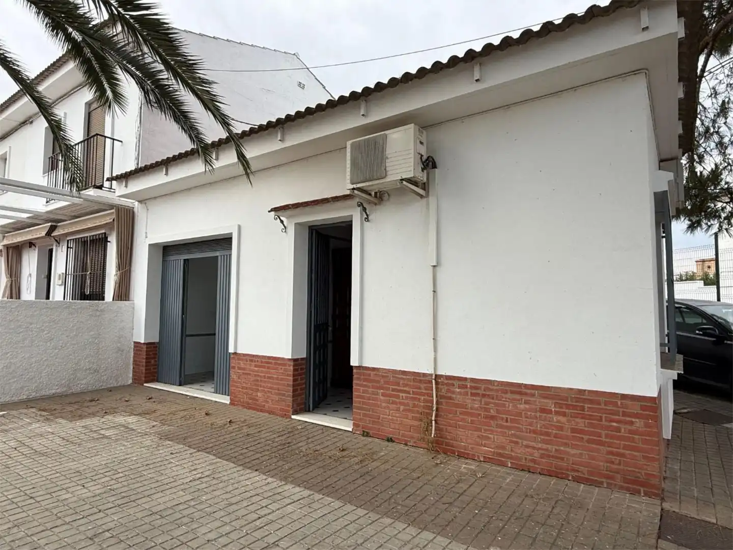 Commercial properties for sale in Avenida Villanueva de las Cruces, 2, Calañas Exterior view of Commercial properties for sale in Calañas