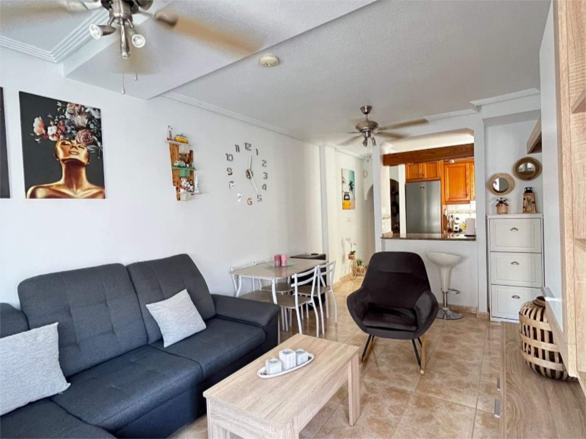 Living room of Flat for sale in Torrevieja  with Air Conditioner, Terrace and Swimming Pool