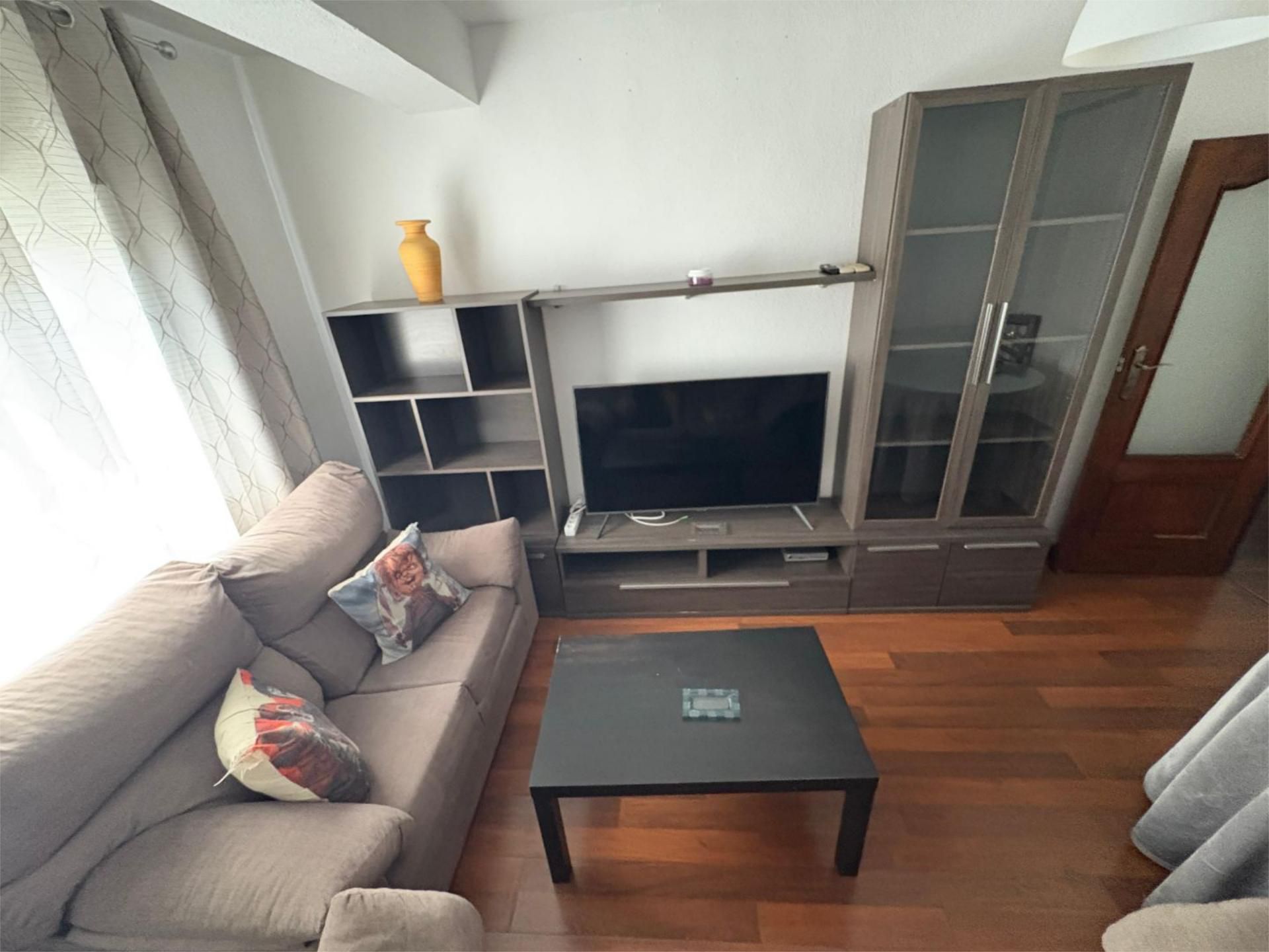 Sala d'estar de Pis en venda en Plasencia amb Aire condicionat, Terrassa i Balcó