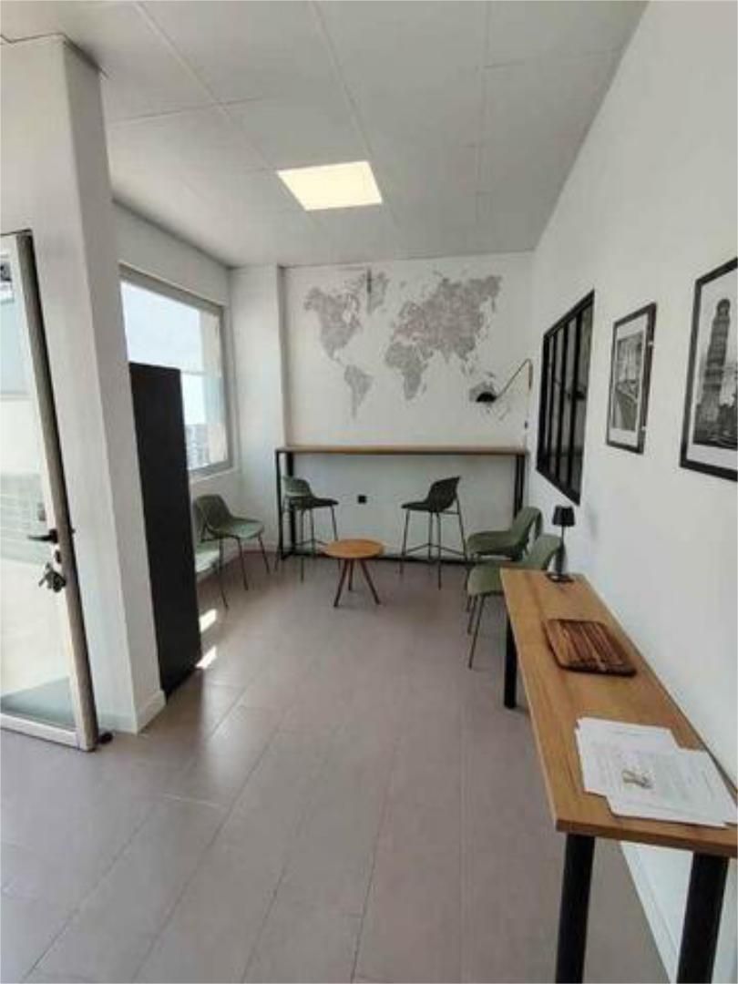 Office to rent in Lucena