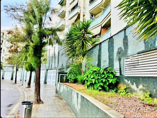 Piso en Venta en Carrer de Montserrat Roig, 14 en Can Tintorer - Can Tries