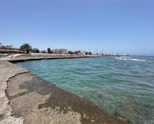 Exterior view of Single-family semi-detached for sale in San Bartolomé de Tirajana  with Private garden and Terrace