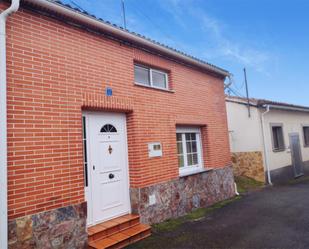 Exterior view of Single-family semi-detached for sale in Vallesa de la Guareña  with Heating and Furnished