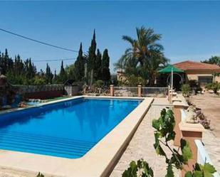 Piscina de Casa adosada en venda en Crevillent amb Terrassa i Piscina